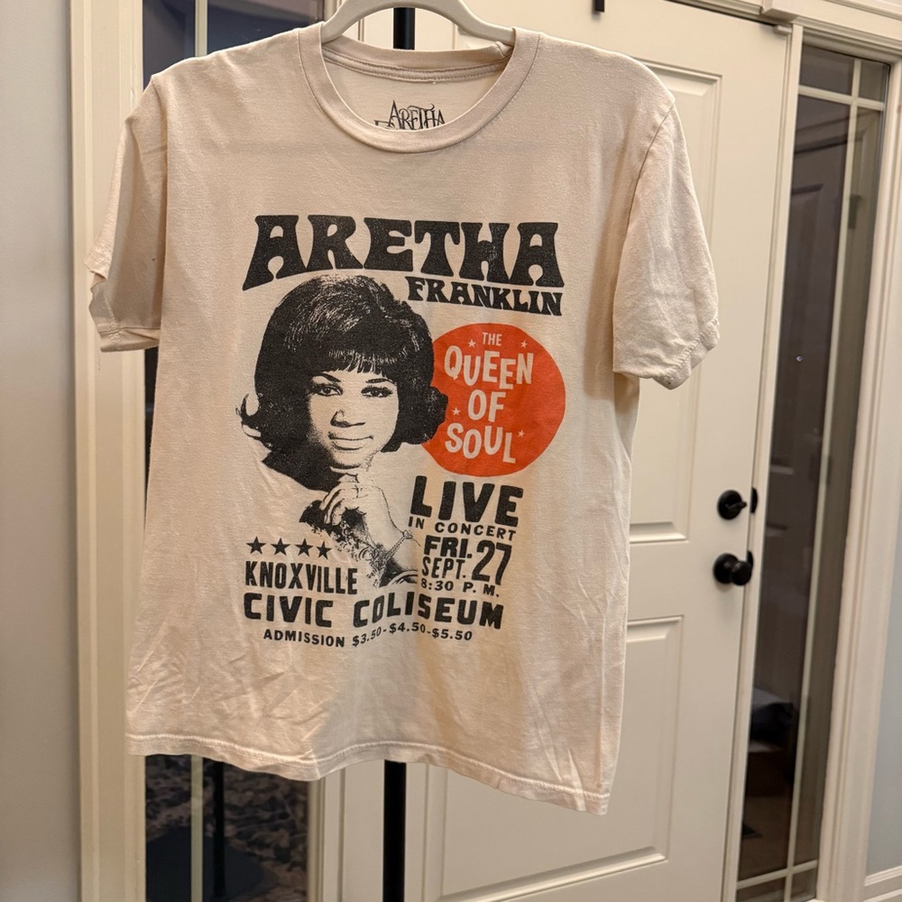Aretha Franklin Graphic Tee Queen of Soul Concert Shirt Music Tee Medium